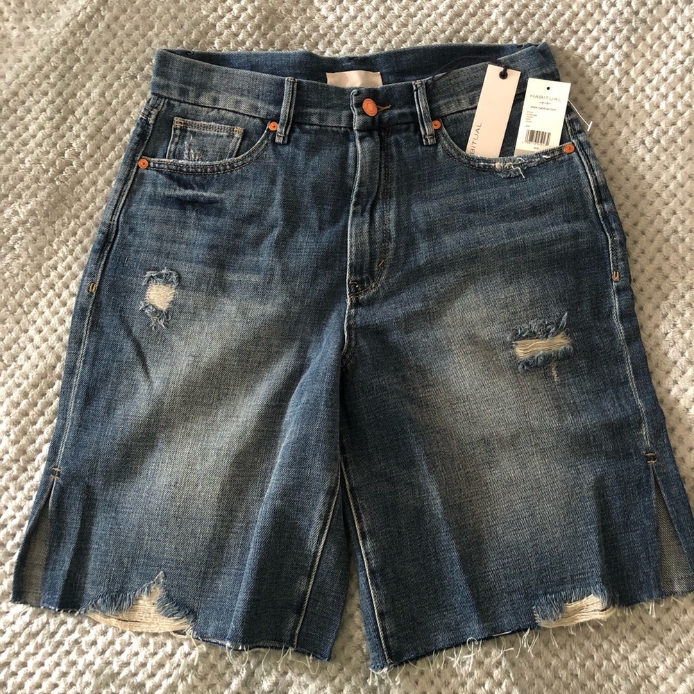 Destructed Bermuda Shorts